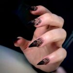 Дерзкий и загадочный маникюр Кошачьи коготки. Без фотошопа и фильтров. Работа от 2025-04-26. Мастер Тамара. Студия Ногти Тут - г. Архангельск